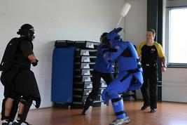 Kampf gegen bewaffnete Angreifer